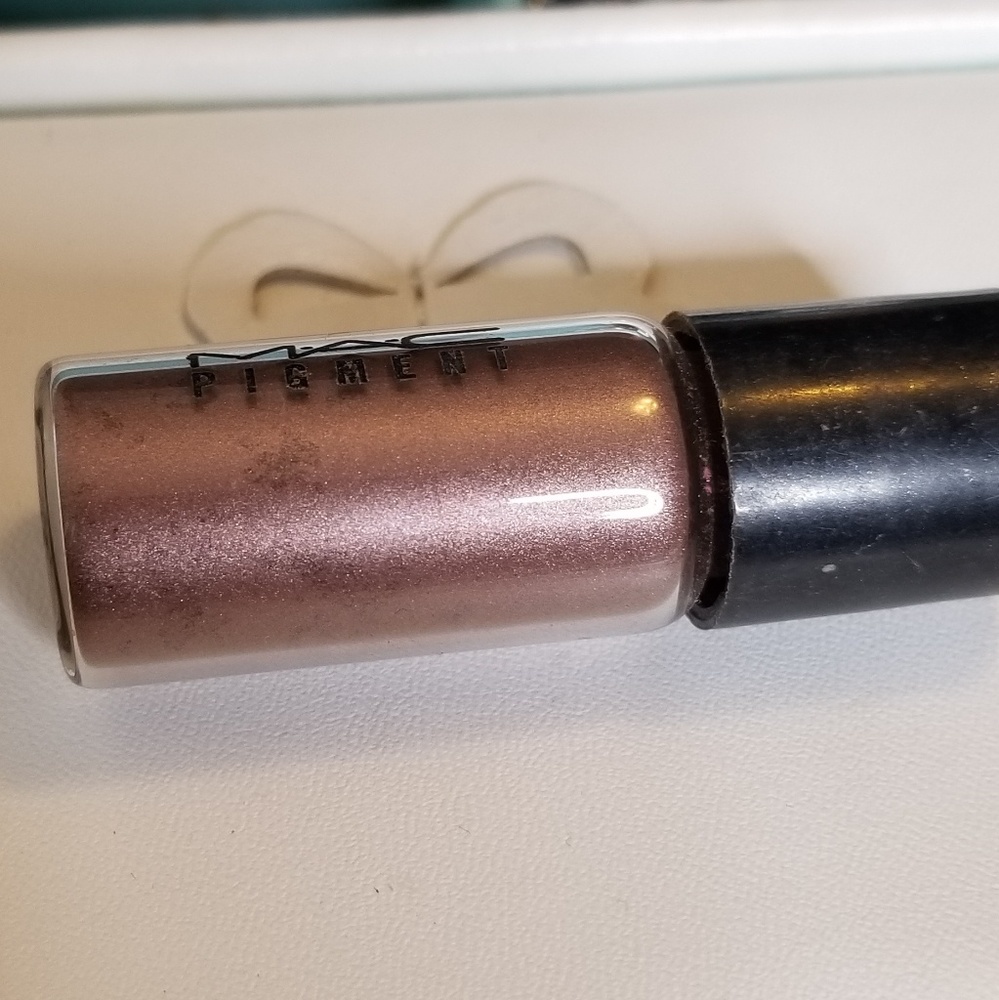 Mac loose pigment